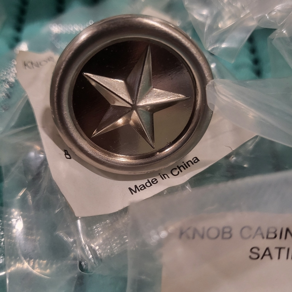 8 Cabinet Knobs Texas Star Satin Nickel 8 PC Set